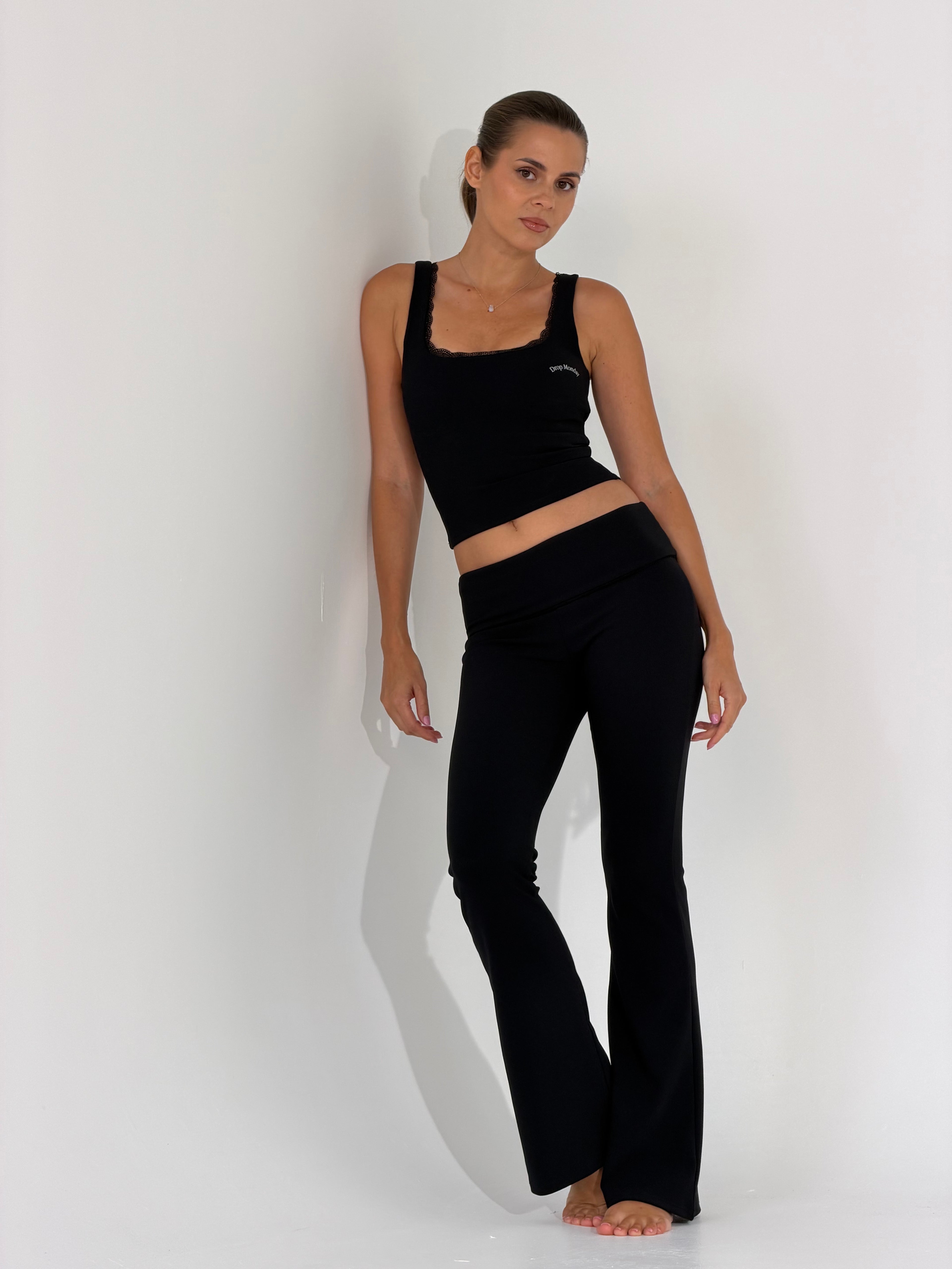 Vanta Lace Trim Set