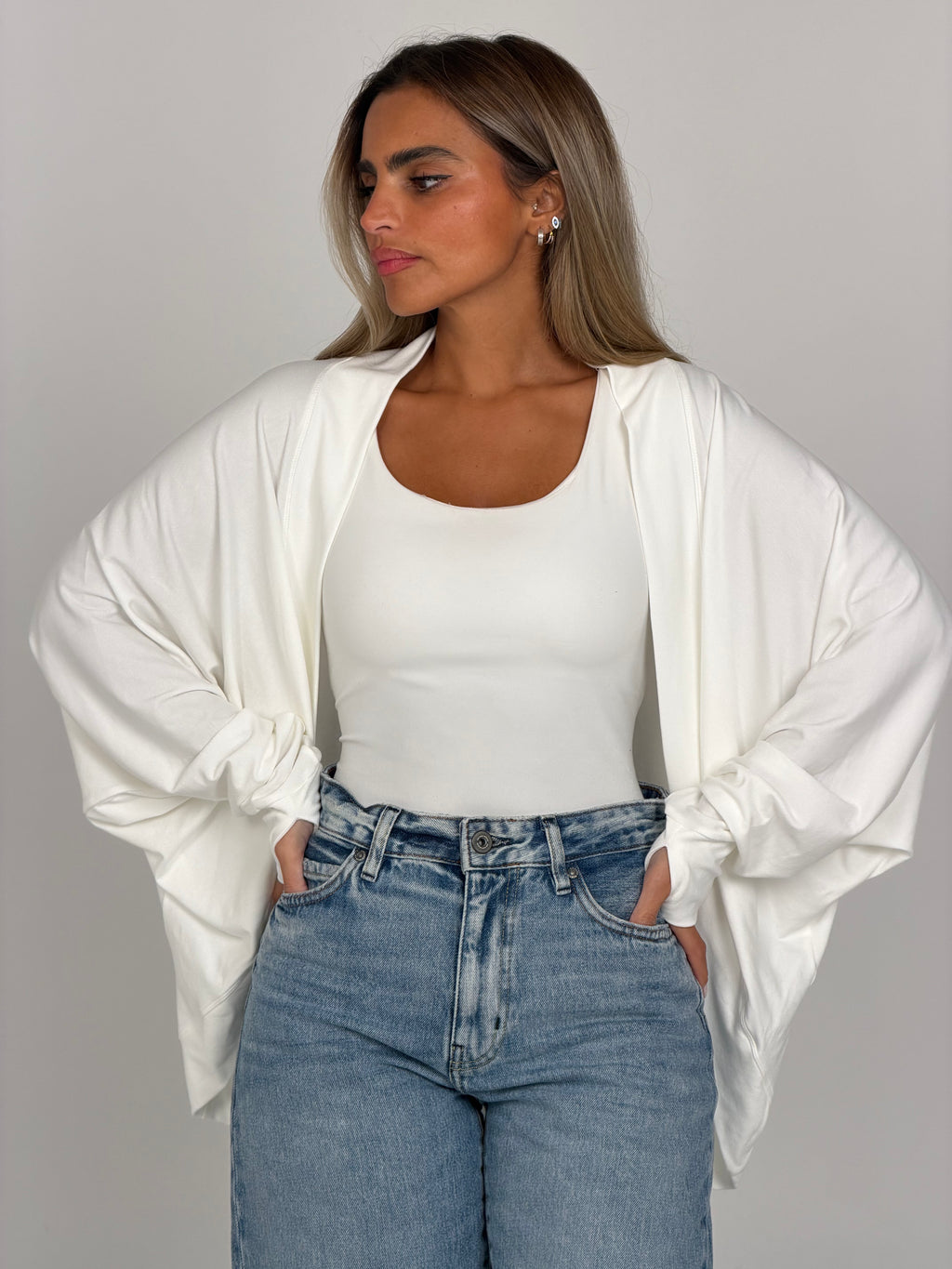 Cloud white cover up